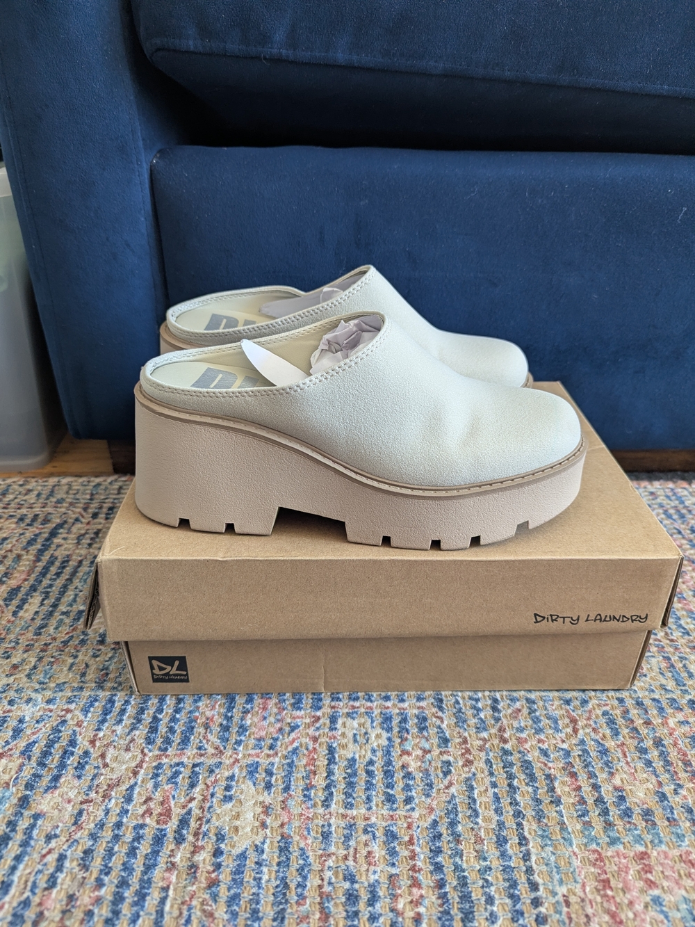 Dirty Laundry R-Test Platform Mules in Beige US 8 Like New